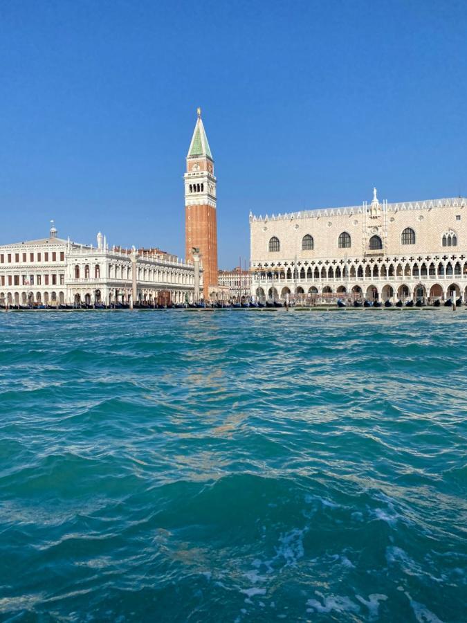 Wow Suite 5 Min From San Marco ヴェネツィア エクステリア 写真